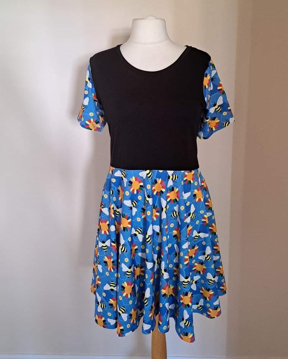 Women’s twirly dress- Size 14